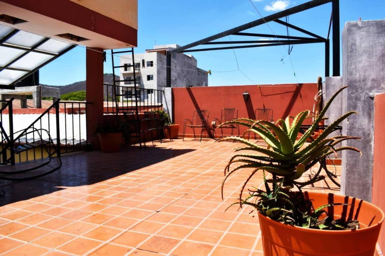 Departamentos Temporarios Salta Apartment *